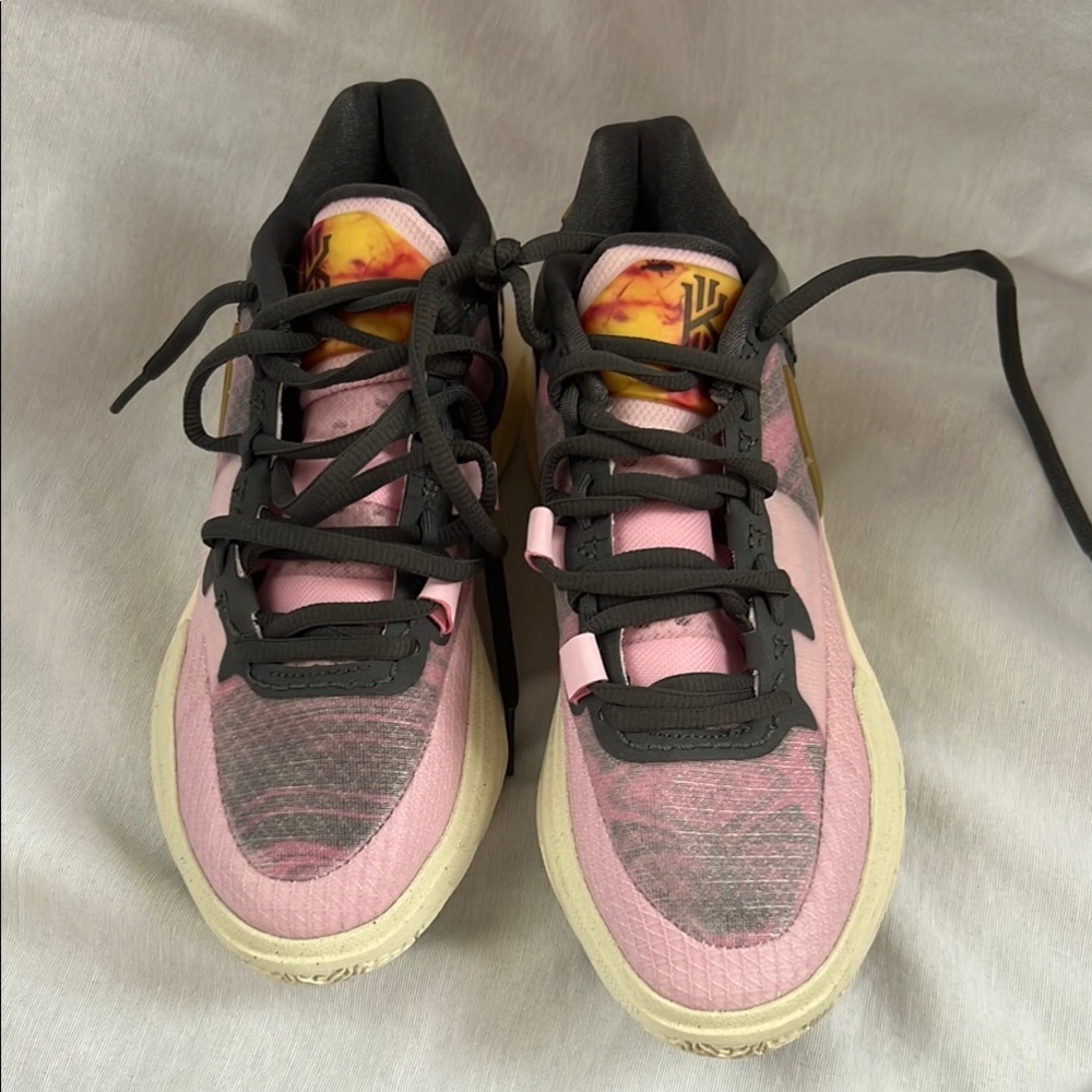 Nike Kyrie 8 ASW ALL STAR Pink and Black Athletic Sneakers with Chunky Midsole - Picture 2 of 6